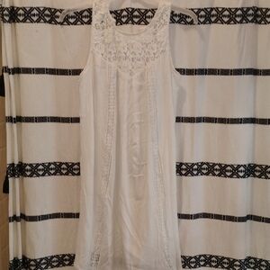 Old Navy White Lace Top